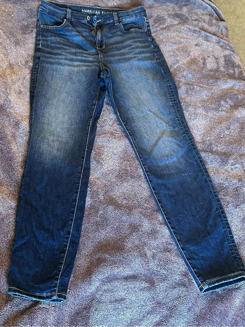 American Eagle Indigo Blue Stretch Jeans with Contrast Stitching